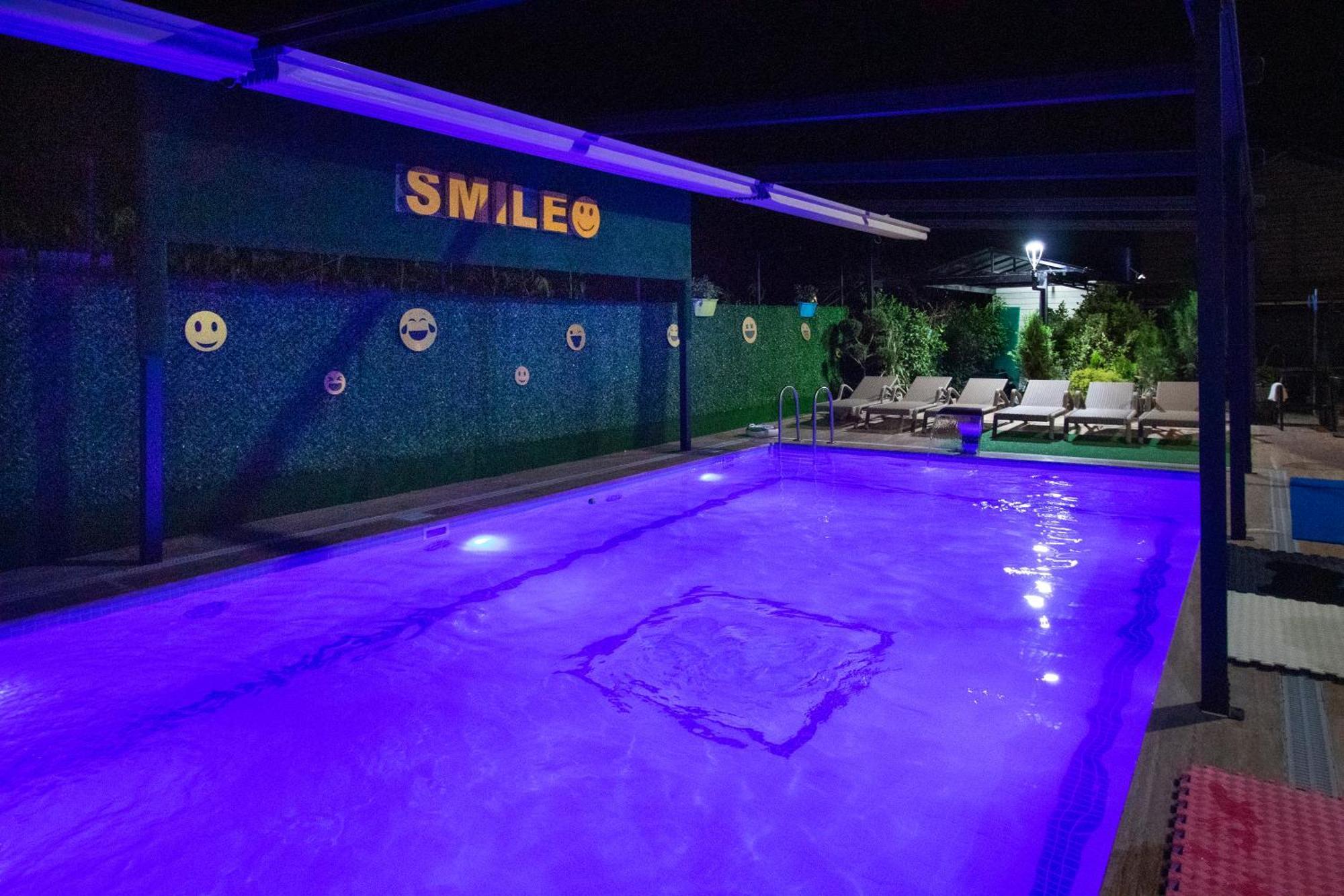 Hotel Smile Kobuleti Zewnętrze zdjęcie
